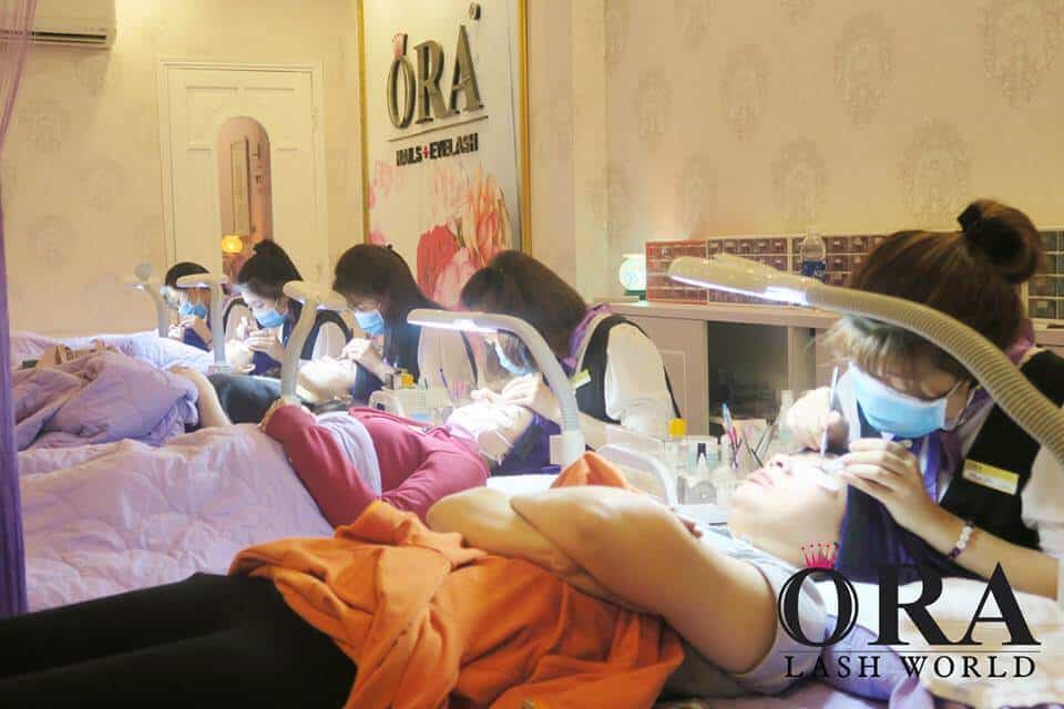 Specific list of beautiful eyelash extensions in Ho Chi Minh City