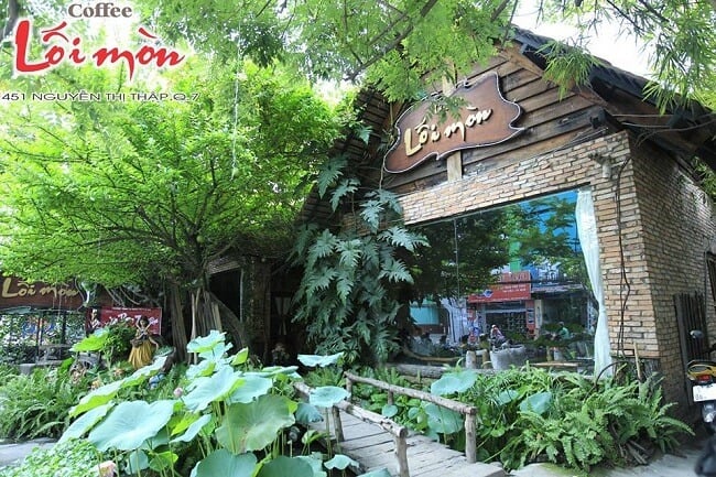 - Top 5 Beautiful and Quiet View Cafes in District 7