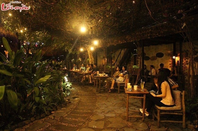 - Top 5 Beautiful and Quiet View Cafes in District 7