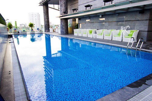 - Top 10 Bể Bơi Sang Chảnh Bậc Nhất Sài Gòn