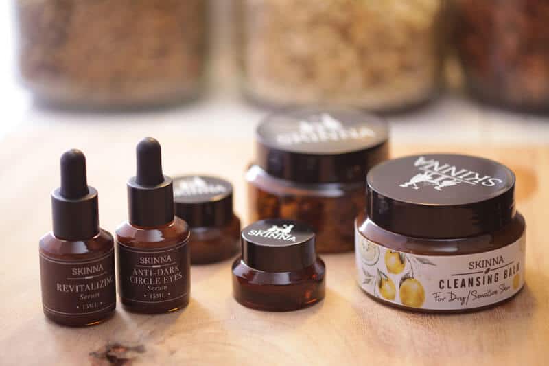 - Top 06 Most Effective Natural Skin Care Cosmetic Brands