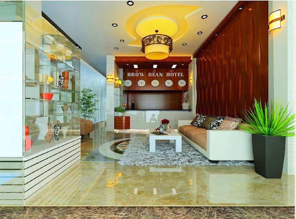 - Top 5 Khách Sạn Giá Rẻ Bất Ngờ Tại Đà Nẵng