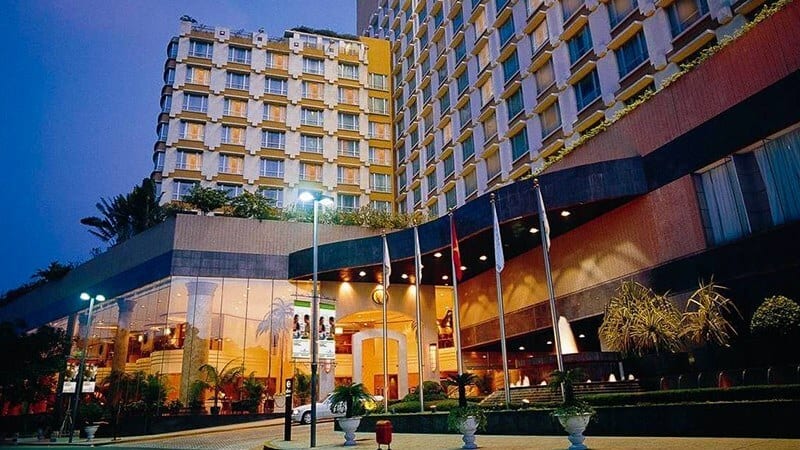 - Top 5 Khách Sạn 5 Sao Hiện Đại Bậc Nhất TP. Hồ Chí Minh