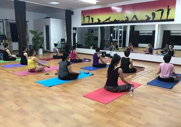 - Top 5 Trung Tâm Dạy Yoga Uy Tín Tại Đà Nẵng