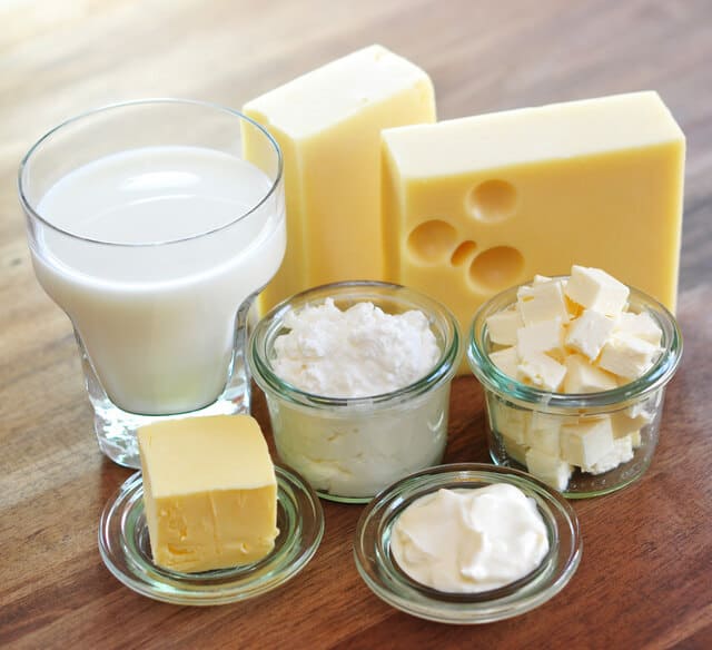 thực phẩm làm từ sữa thực phẩm giúp tăng chiều cao trẻ em