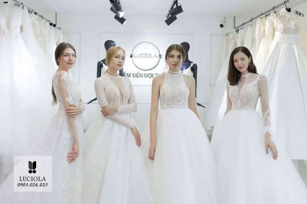 - Top 10 Cửa Hàng Cho Thuê Váy Cưới Đẹp Ở Hồ Chí Minh