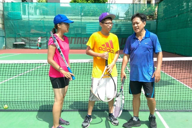 - Top 10 Địa Điểm Dạy Tennis Chất Lượng, Uy Tín Tại Hà Nội Không Thể Bỏ Qua