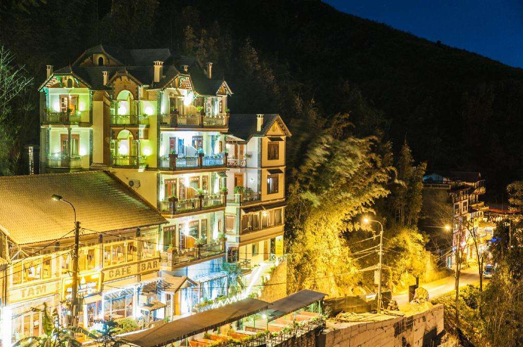 - Top 10 Ideal Hotels Not To Be Missed When Traveling In Sapa