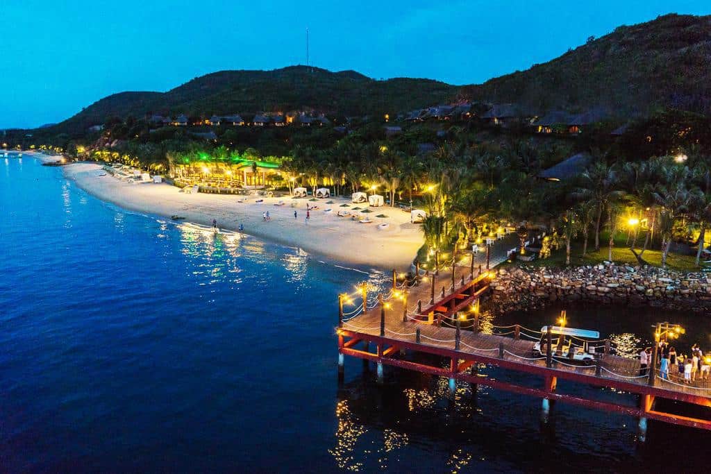 - Top 10 Resort Đẹp Xứng Đáng Trải Nghiệm Ở Nha Trang