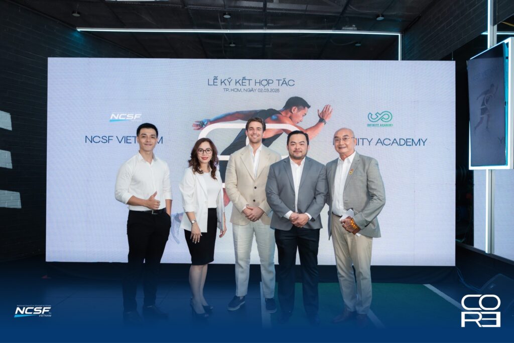 NCSF Việt Nam ký kết cùng Liên đoàn Cử tạ Thành phố Hồ Chí Minh - Top 4 chương trình đào tạo HLV thể thao quốc tế được công nhận tại Việt Nam NCSF Việt Nam ký kết cùng Liên đoàn Cử tạ Thành phố Hồ Chí Minh